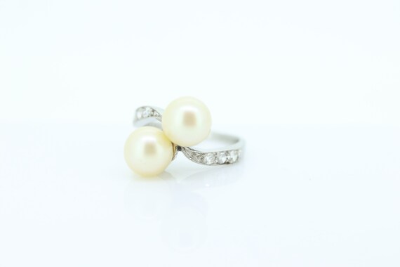 Antique Platinum double pearl diamond ring. Bypas… - image 9