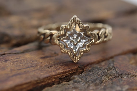 Diamond Star Ring. Chain band. 10k Chain ring. 10… - image 1