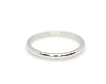 Platinum Band 2mm wide. Half round thin wedding band. Platinum ring. Band for Women and Men. Size 8.5. Platinum