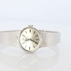 Genuine Rolex Watch. Ladies Rolex 2653 Vintage Stainless Bracelet Watch.