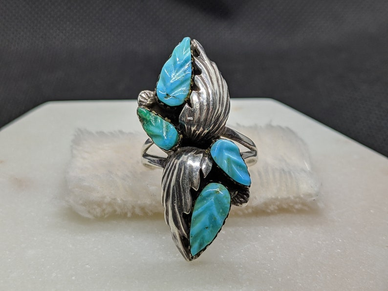Beautiful Navajo South western ring Turquoise Sterling Silver Leaf Ring