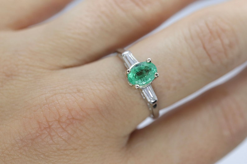 14k Oval Emerald and Baguette diamond ring. 14k white gold Green Emerald solitaire. image 3