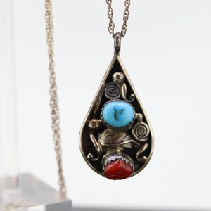 Native American Opulent Santo Domingo Turquoise Sterling Silver Tubule Necklace Native American Opulent Santo Domingo Turquoise Sterling Silver Tubule Necklace