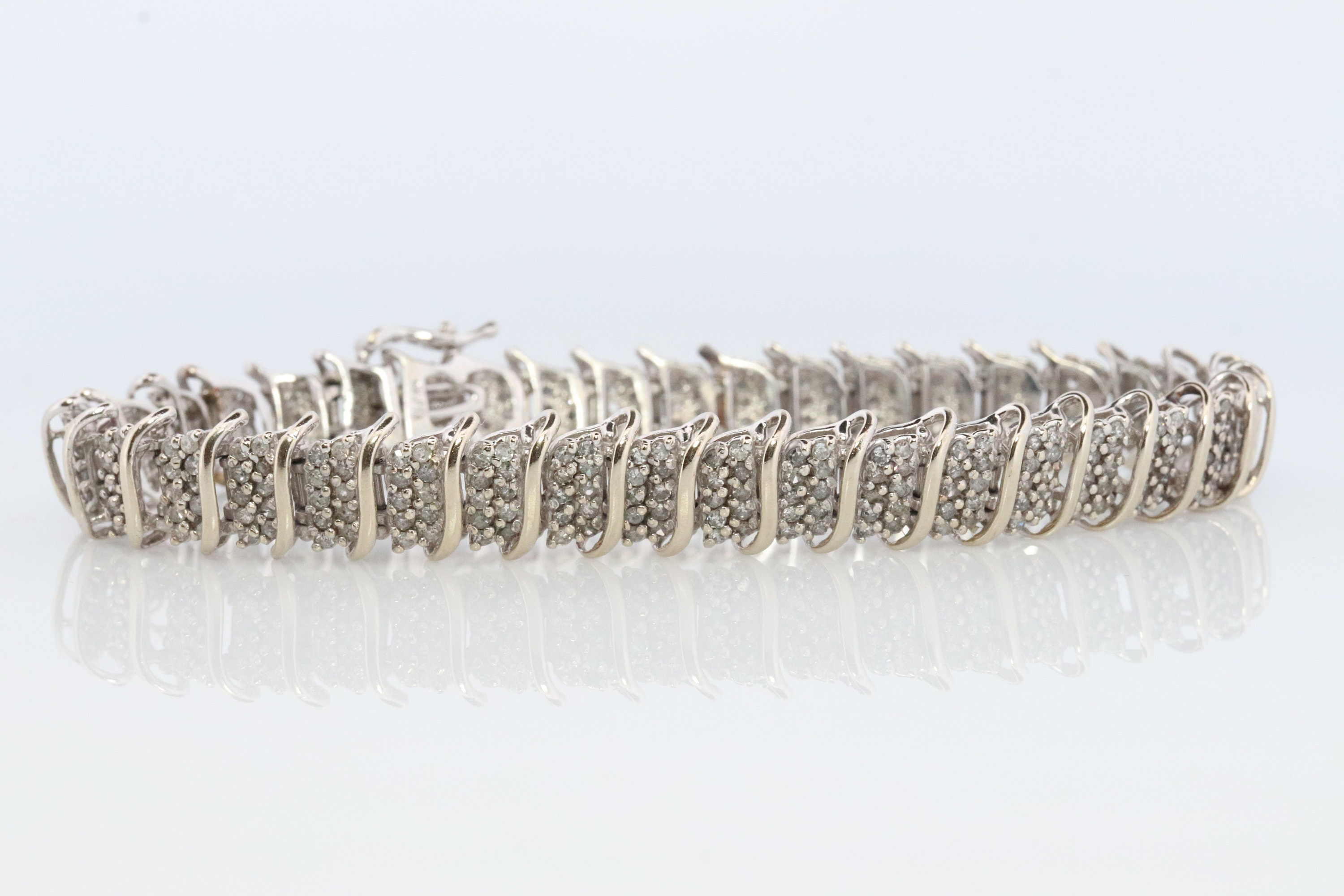 【メール便送料無料対応可】 10k Diamond Tennis Bracelet. 10k S-LINK Round Diamond 工芸品