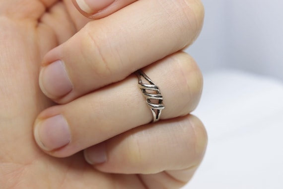 Open Twist Coil Scroll 10k White Gold Ring. 10k P… - image 2