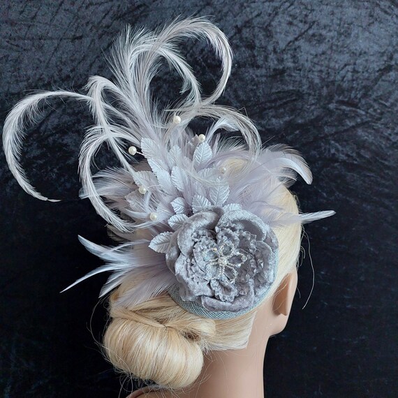 Miss Cynthia Feather Fascinator Hat Clip Headband 716obg2f+TL._AC_SY350_QL65_.jpg main image 4