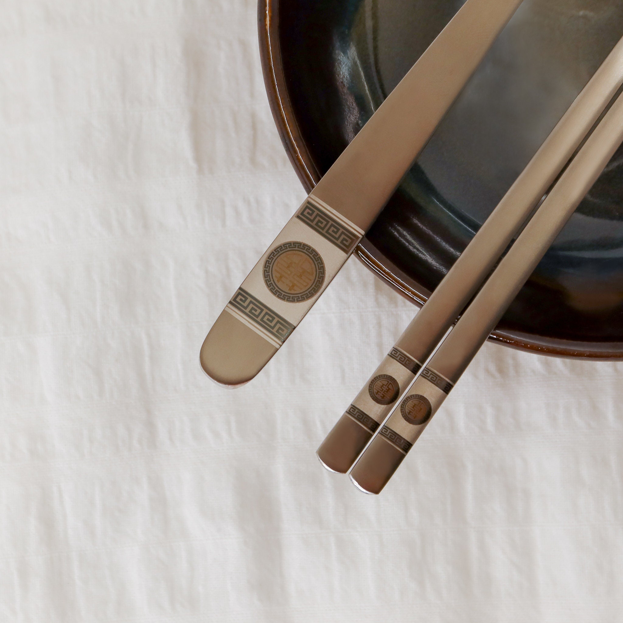 Gold Korean Traditional Pattern Chopsticks and Spoon _simple 
