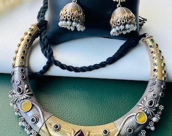 Dual tone Oxidised hasli necklace with multicolor stone and faux pearls