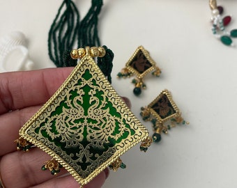 Gold Plated Thewa Necklace Earrings Set