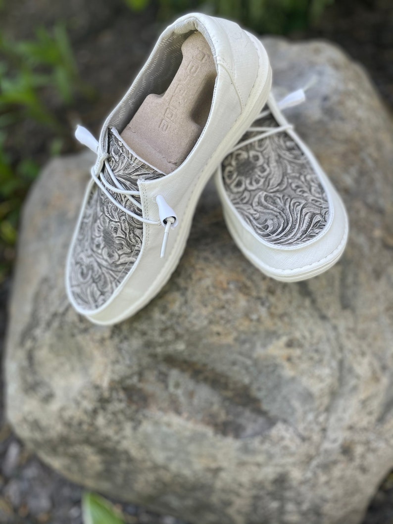 hoka stinson atr 6 white