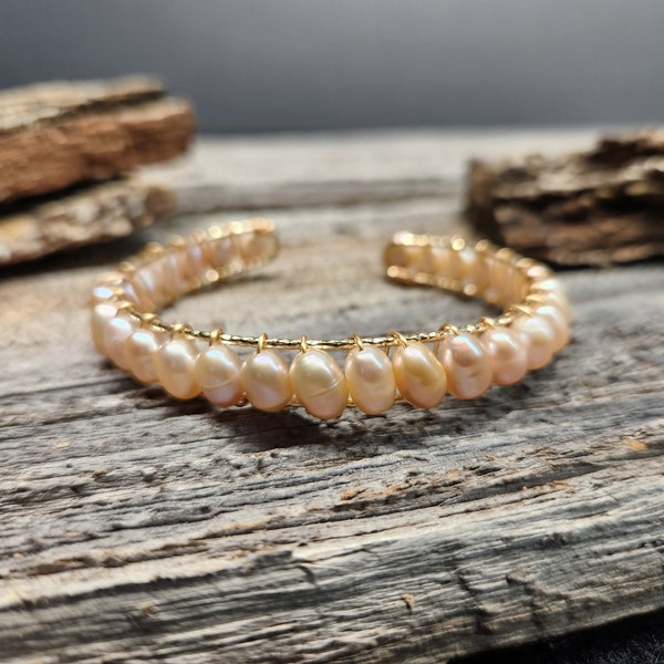 Perals (Peach) Cuff Bracelet \ Tumbled Gemstone Cuff Bracelet \  Birthstone Cuff Bracelet \Stone Jewelry \ Crystal Bracelet\Cuff