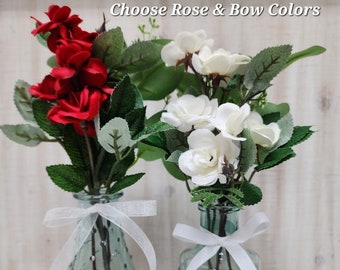 Mini Glass Vase With Silk Mini Roses, Wedding Centerpiece, Wedding Decor, Event Centerpiece, Bridal Shower Centerpiece, Farmhouse Wedd