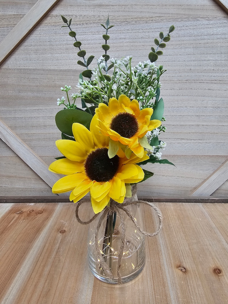 Sunflower and Babies Breath Lighted Bud Vase, Wedding Centerpiece, Event Centerpiece, Wedding Decor, Farmhouse Wedding, Shower Decorations image 2