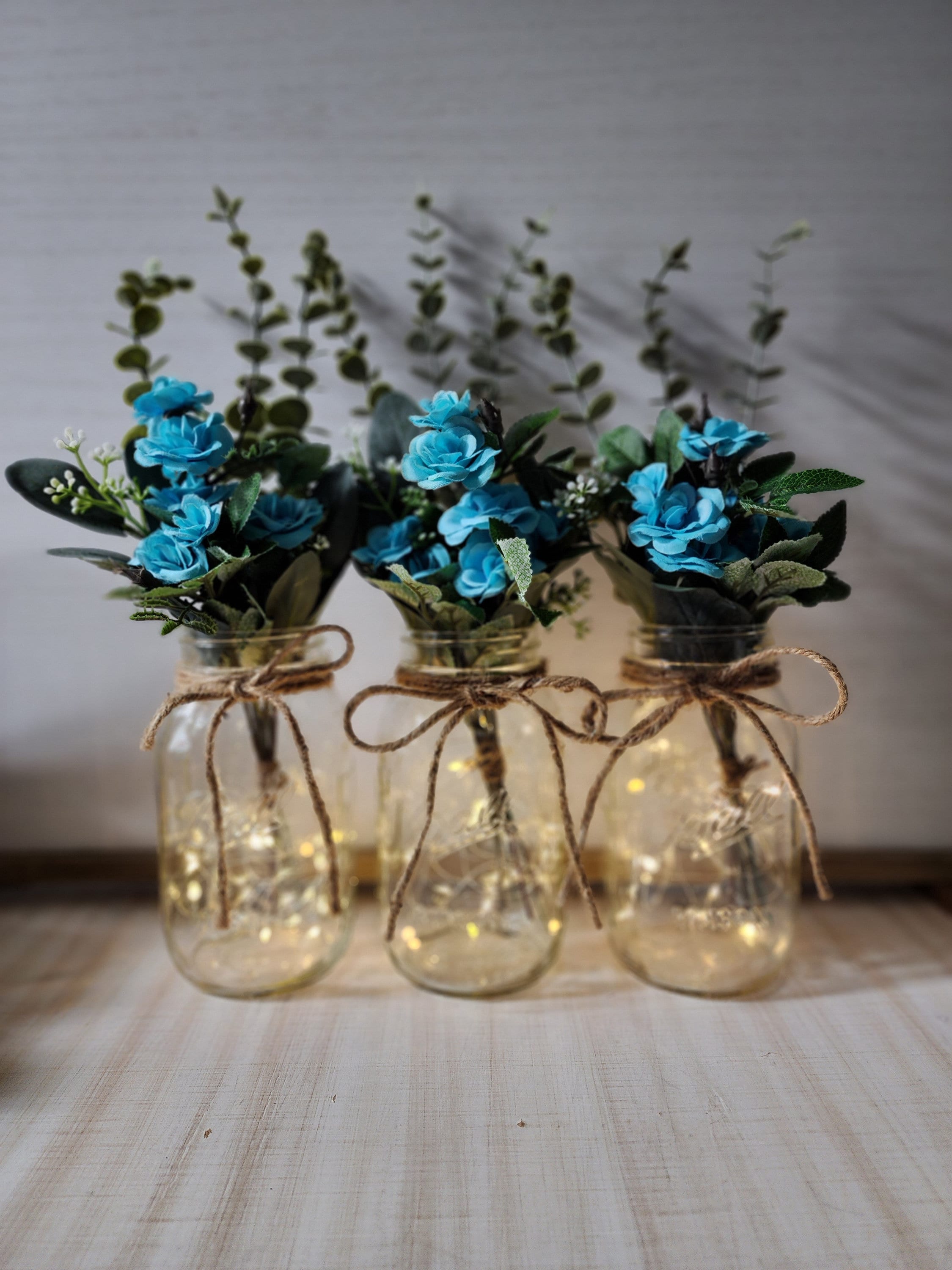 Centro de mesa con minirosas de color turquesa, iluminado, para bodas,  eventos, decoración de bodas, bodas en granjas, decoración de fiestas -  Etsy México, image size:2250x3000