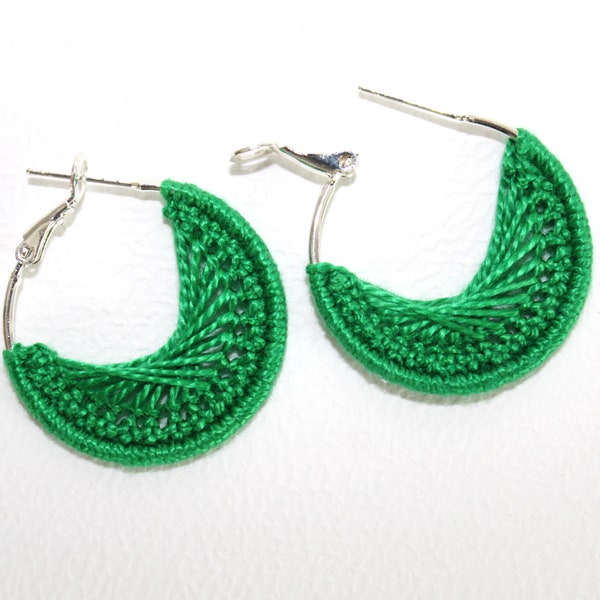 Bijoux créoles rondes argentées diamètre 3 cm en fil de coton vert vif au crochet et macramé mode été  acier inoxydable