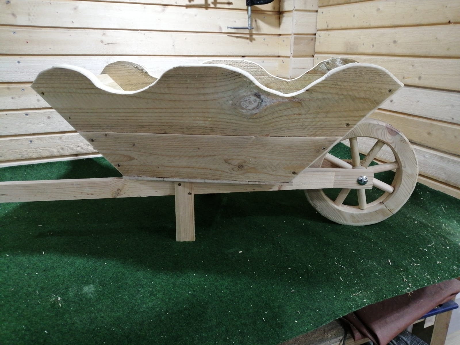 Large Wheelbarrow Planter Etsy UK