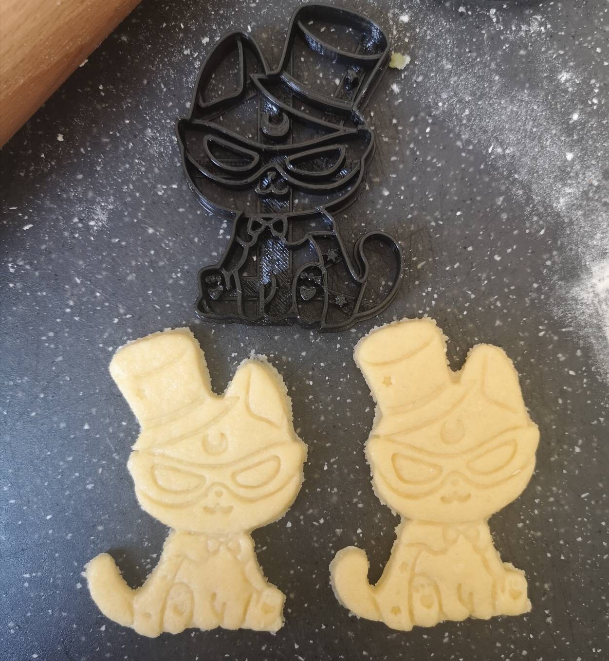 Sailor Moon Cookie Cutter Tuxedocat