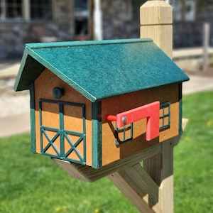 Amish Mailbox - Green Roof and Trim, Cedar Box - Poly Lumber Barn Style Handmade  Weather Resistant