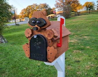 Pine Amish Mailbox Raccoon Design With Metal Insert USPS Approved Mailbox Outdoor