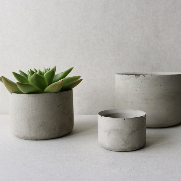 Concrete planters | Round minimalistic concrete planters | Succulent planter pots