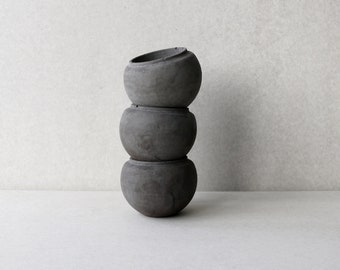 Set of 3 round concrete planters | Sphere minimalistic concrete planters | Succulent plant pots