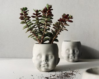Baby head planter 2 sizes | Concrete head planter | Succulent pot
