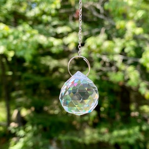 Cône diamant cristal à facettes 35 mm en verre, suncatcher feng shui  transparente, attrape soleil, prisme, mobile en verre, arc en ciel -   France