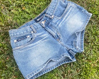 hot pants jeans