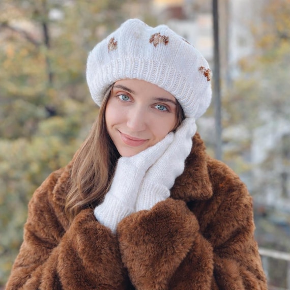 Hand-knitted Beret and Mittens for Women, Set, White With  display picture 2