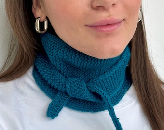 Hand-Knitted Sophie Mini Scarf: Wool Acrylic Blend, yarn for baby, Elegant Neck Warmer, fashion accessory for office