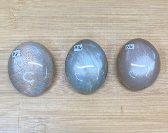 Moonstone | Peach Moonstone palmstone | Green Moonstone | Palm stones | Pocket Stone | Gray Moonstone | Mixed Moonstone