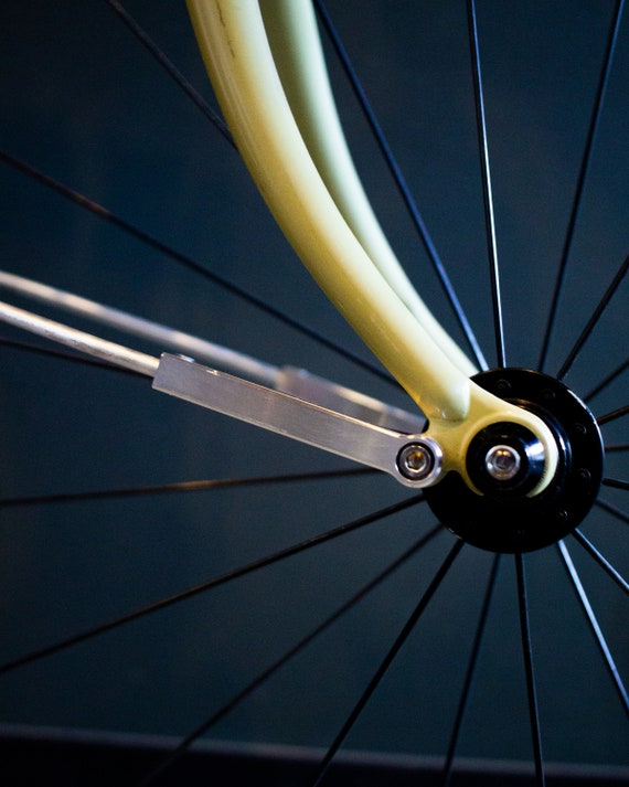 Bike fender store mounts