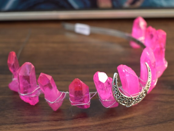 Pink Aura Crystal Quartz Crown - Heart Chakra - Bride to Be  display picture 2