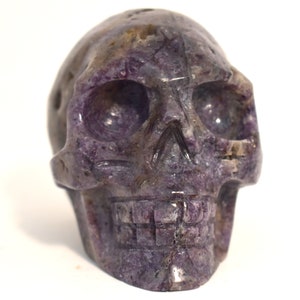Amethyst Skull