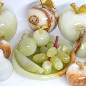 Green Onyx, Chocolate Calcite, Pink Mangano, Fruits (Pears and Apples)