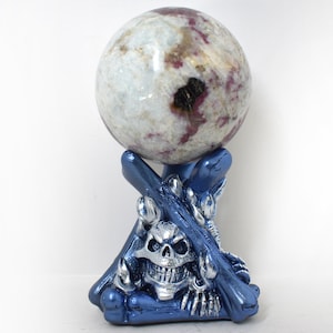 Skull Fire Pit Sphere Stand/Crystal Ball Holder