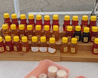 Flavored raw honey party favors gift