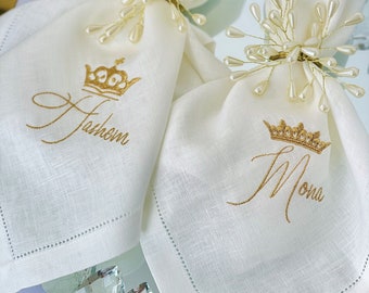 Embroidered Linen Napkins Set of 2 for Bride and Groom Gift, Personalized dinner napkins, Cloth napkins 100% flax, Wedding Gift