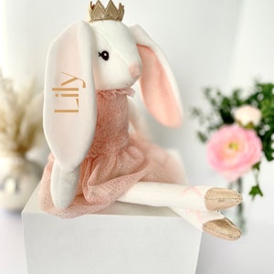 Poupée princesse lapin, peluche lapin, lapin de Pâques personnalisé, lapin brodé, poupée princesse lapin, peluche ballerine, cadeau bébé, nouveau-né image 9