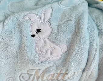 Nombre manta bordada diseño personalizado baby girl rosa manta pascua con peluche de juguete de conejito