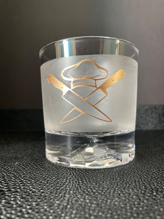 Etched personalized CHEF whiskey glass, glass for chef, gift for cook, gift for restaurant chef, gift for man, Fathers Day gift/gift for him