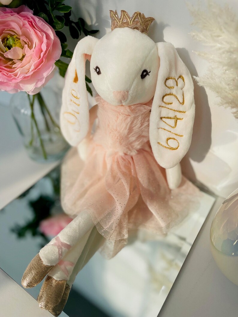 Poupée princesse lapin, peluche lapin, lapin de Pâques personnalisé, lapin brodé, poupée princesse lapin, peluche ballerine, cadeau bébé, nouveau-né Embroidered 2 ears