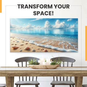 Puede incluir: Una impresión en lienzo de una escena de playa con agua azul, arena blanca y conchas. La impresión está colgada en una pared blanca sobre una mesa de madera con dos sillas.