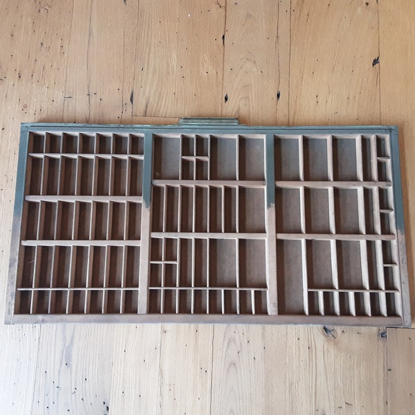Vintage Printers Drawer - Printers Tray - Decorative Wooden Hanging Box Active