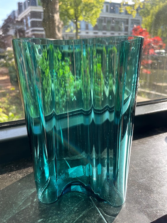 Iittala Alvar Aalto vase 181 mm sea blue