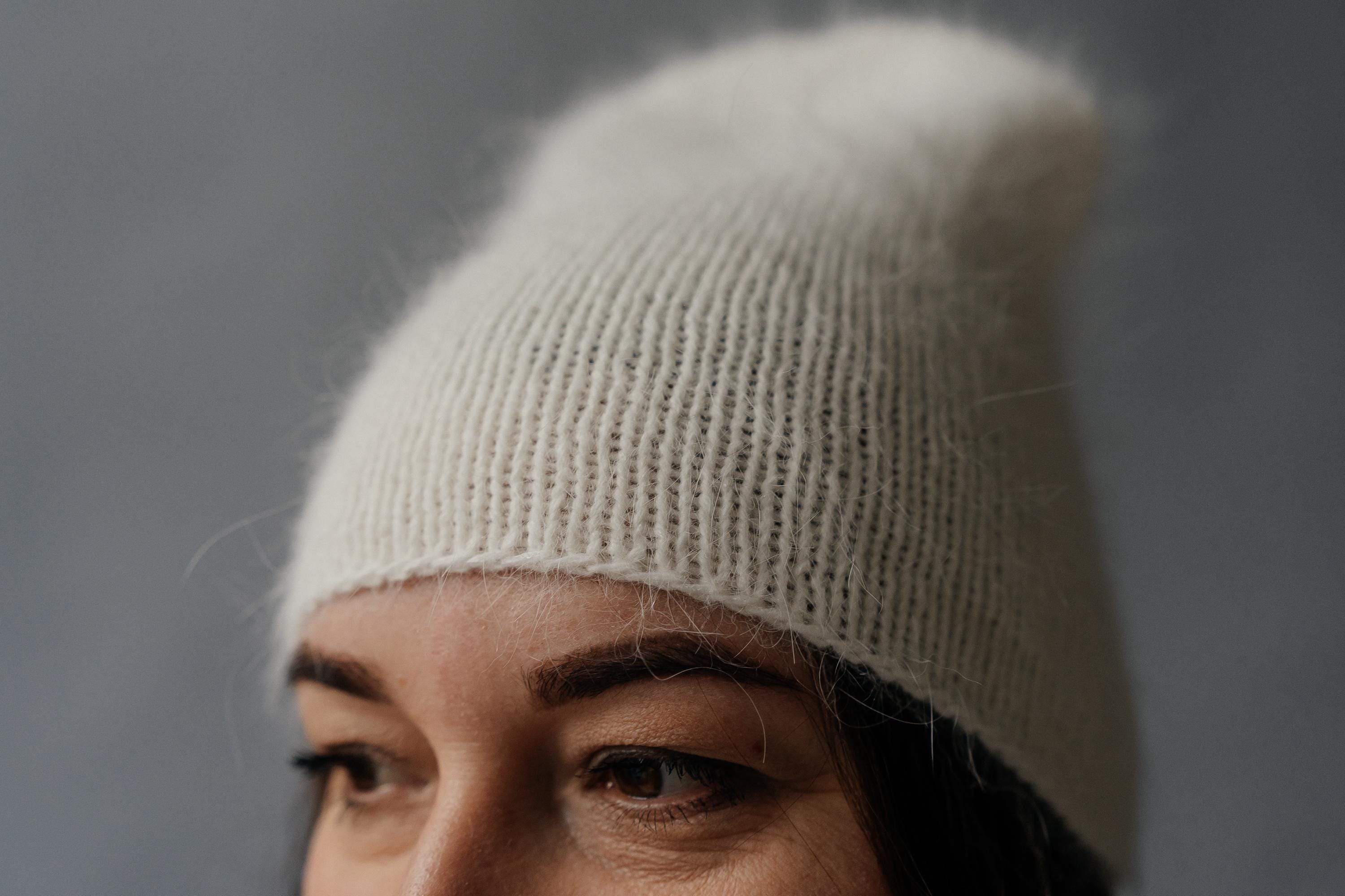 Creamy White 70% Angora Knit Winter Beanie Hat OS EUC Super Soft