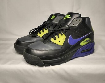 women's nike acg hiking boots