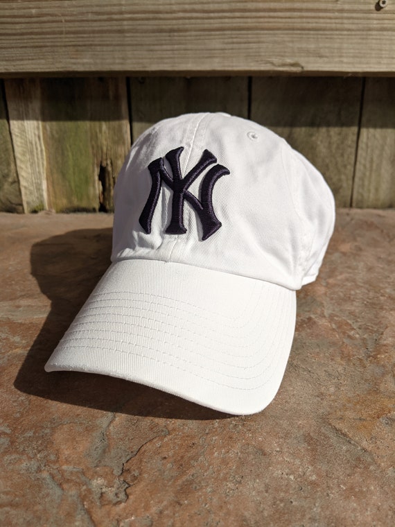Vintage 90's New York Yankees Strapback Dad Hat
