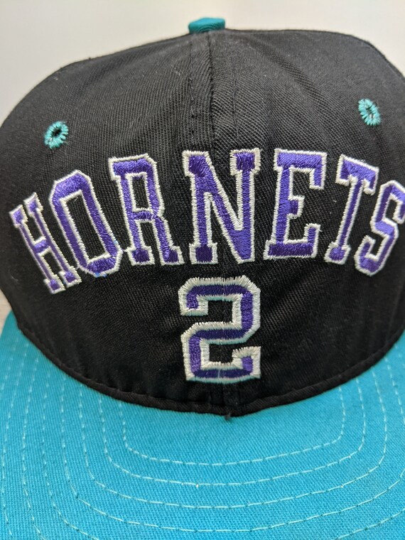 Vintage 90's Charlotte Hornets Larry Johnson Snap… - image 3