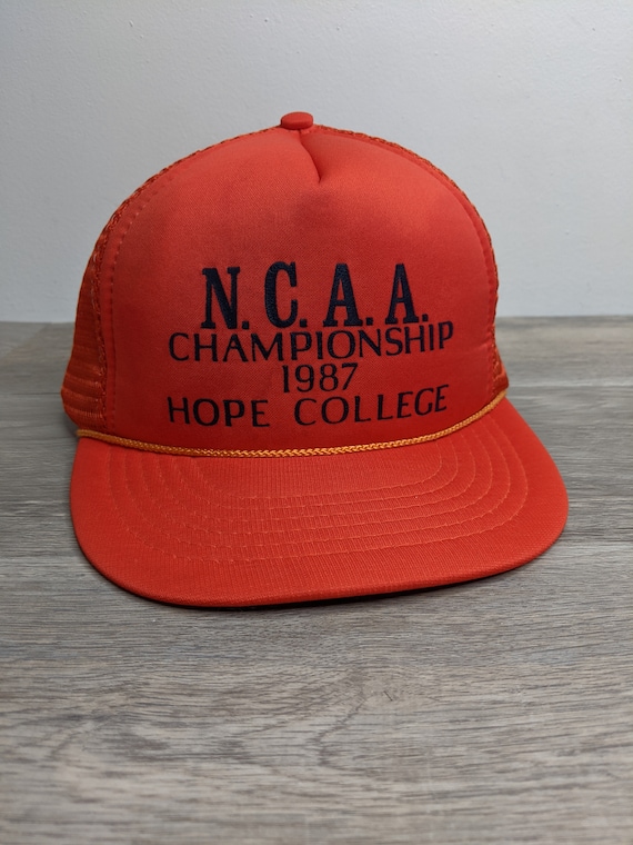 Vintage 80's 1987 Hope College NCAA Basketball Cha